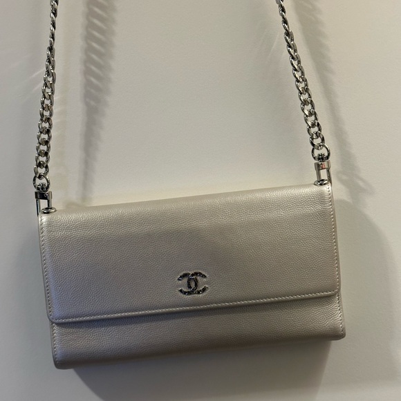 Chanel crossover wallet - Picture 8 of 10
